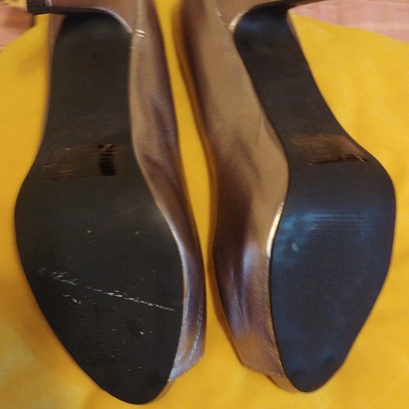 Peep Toe Pumps - Picture 4 of 7